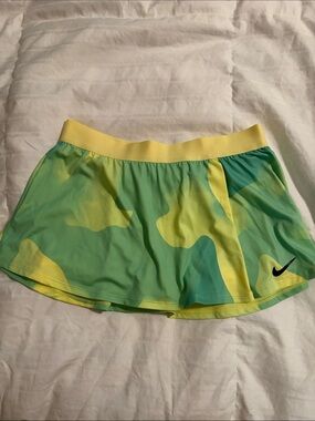NWOT NIKE Skort